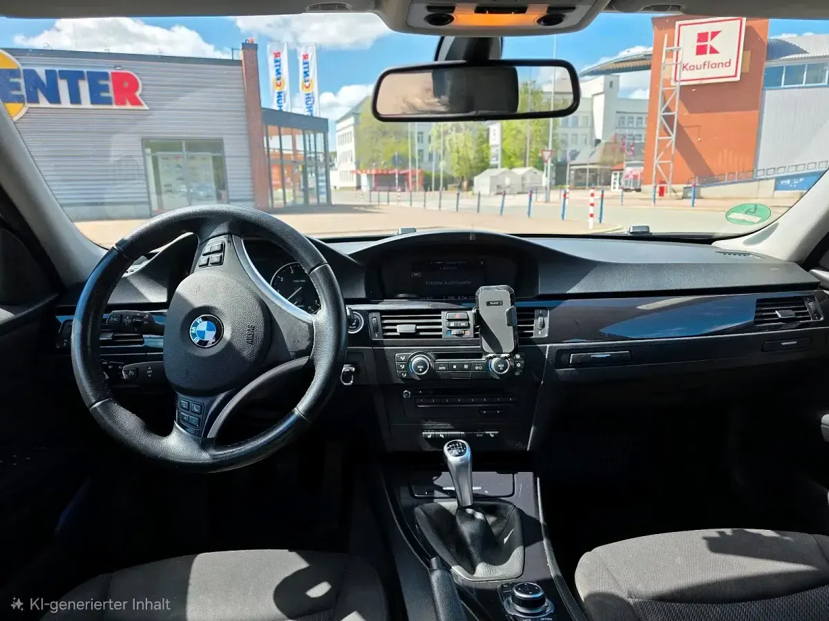 Gebraucht BMW 318 143 PS (105 kW) 2009 Grau Limousine