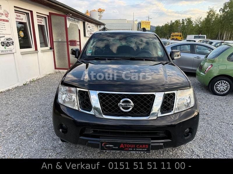 Schwarz Gebraucht 2011 Nissan Pathfinder SE SUV | 6.699 € (Superpreis) - Bild 1/4