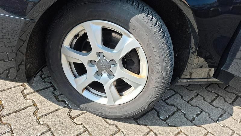 Gebraucht Audi A4 Attraction 120 PS (88 kW) 2008 Schwarz Limousine