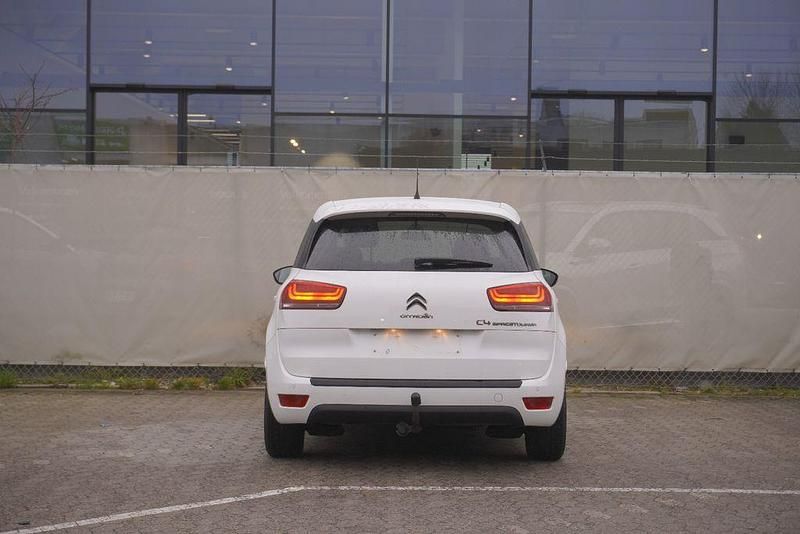 Gebraucht Citroën C4 120 PS (88 kW) 2018 Weiß SUV