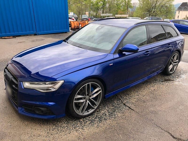 Gebraucht Audi A6 Ambiente 272 PS (200 kW) 2017 Blau Kombi