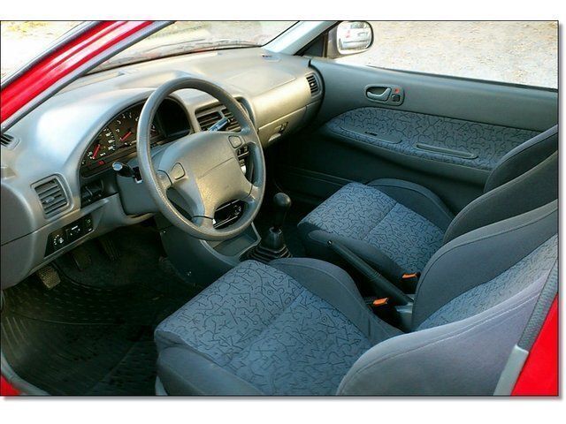 Gebraucht Suzuki Swift GL 53 PS (38 kW) 2001 Rot Kleinwagen