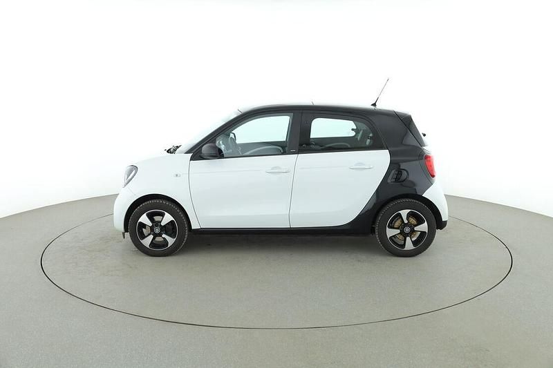 Gebraucht Smart ForFour Basis 90 PS (66 kW) 2019 Weiß Kleinwagen