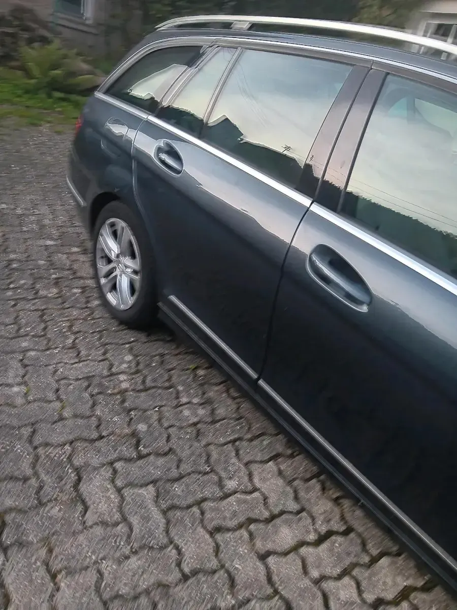 Gebraucht Mercedes C180 120 PS (88 kW) 2013 Grau Kombi