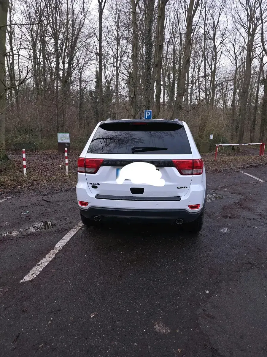 Gebraucht Jeep Grand Cherokee 241 PS (177 kW) 2011 Weiß SUV