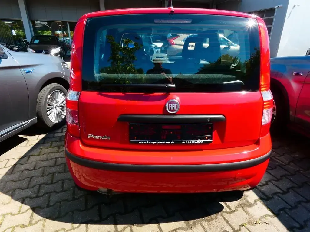 Używany Fiat Panda Classica 69 KM (50 kW) 2012 Czerwony Hatchback