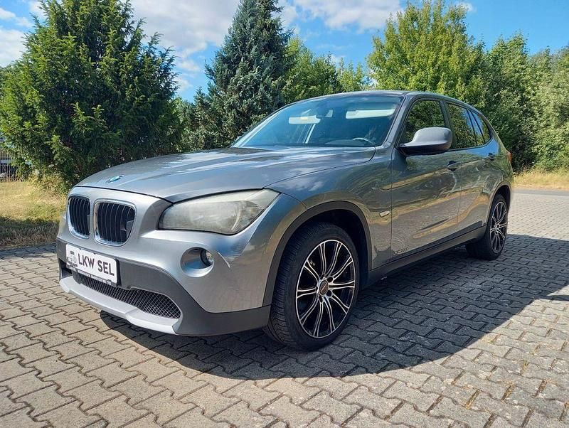 Gebraucht BMW X1 143 PS (105 kW) 2011 Grau SUV