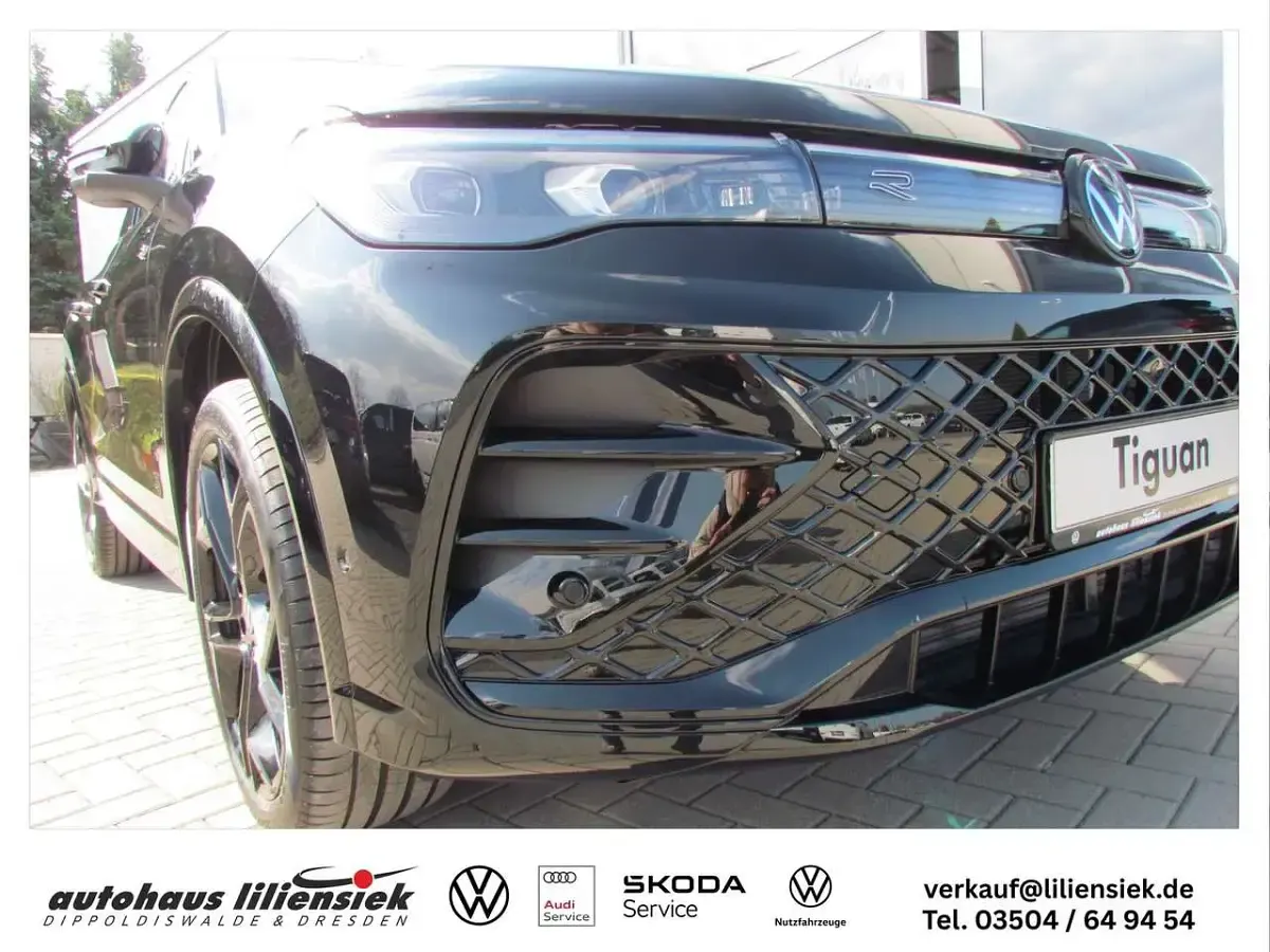 Gebraucht VW Tiguan R-line 193 PS (141 kW) 2026 Grenadillschwarz metallic SUV