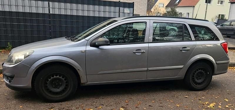 Gebraucht Opel Astra 90 PS (66 kW) 2005 Silber Kombi