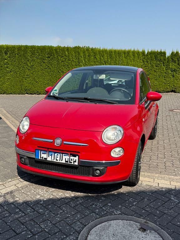 Rot Gebraucht 2011 Fiat 500 Kleinwagen | 3.998 € (Guter Preis) - Bild 1/4