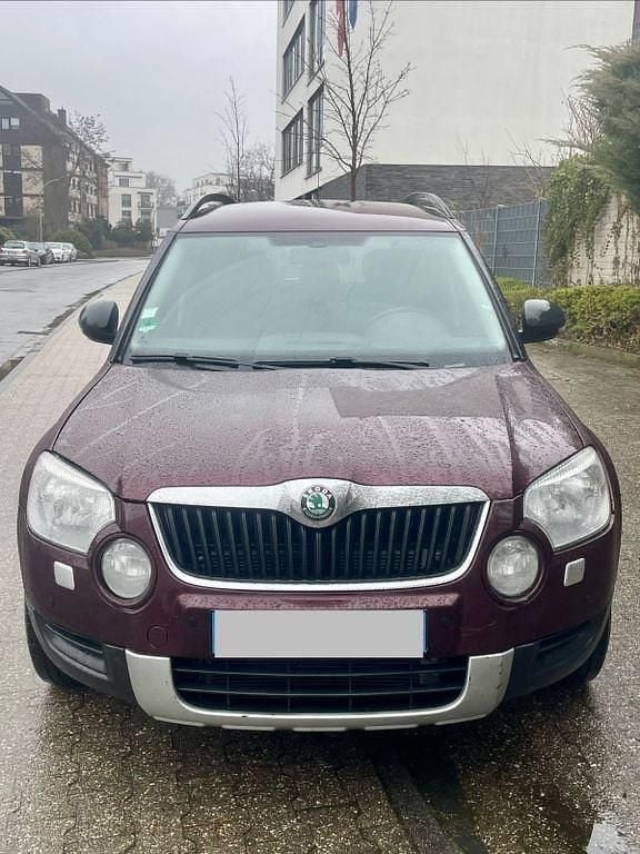 Gebraucht Skoda Yeti Active 105 PS (77 kW) 2010 Braun SUV
