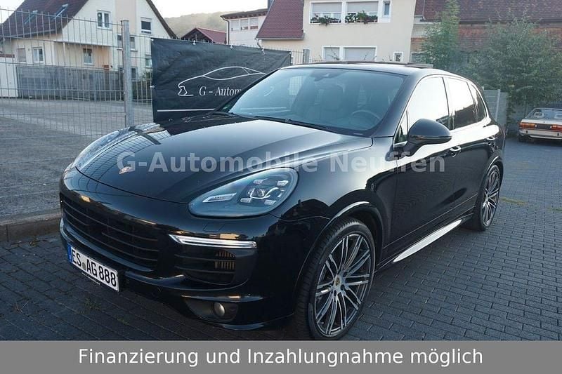 Tiefschwarz Gebraucht 2016 Porsche Cayenne S Sport SUV | 33.900 € (Fairer Preis) - Bild 1/4