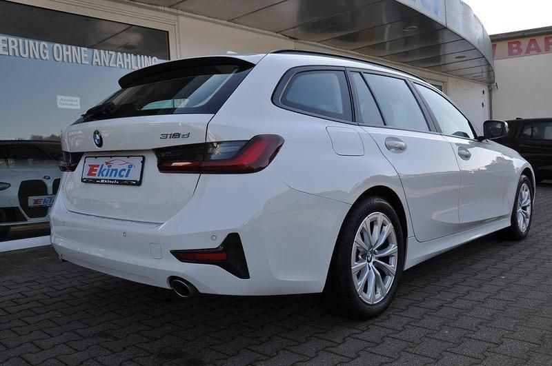 Gebraucht BMW 318 Advantage 150 PS (110 kW) 2022 Weiß Kombi