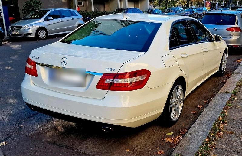 Gebraucht Mercedes E350 292 PS (214 kW) 2009 Weiß Limousine