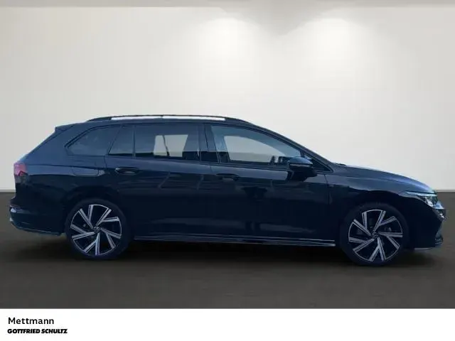 Gebraucht VW Golf VIII R-line 190 PS (139 kW) 2022 Schwarz Kombi
