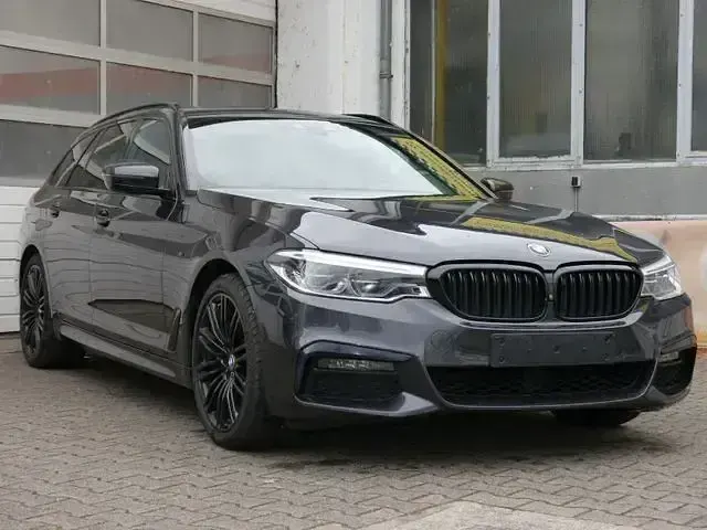 Gebraucht BMW 540 M Sport 386 PS (283 kW) 2019 Grau Kombi