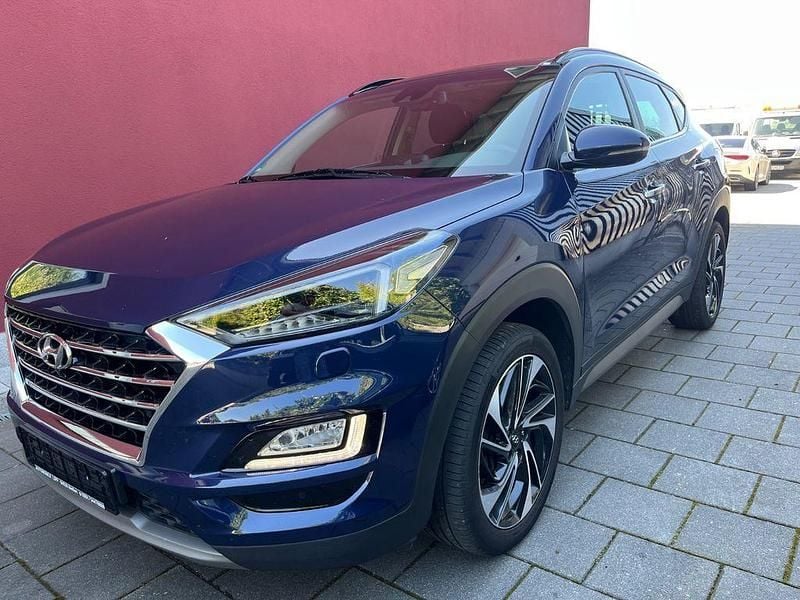 Blau Gebraucht 2018 Hyundai Tucson Premium SUV | 17.900 € (Guter Preis) - Bild 1/4
