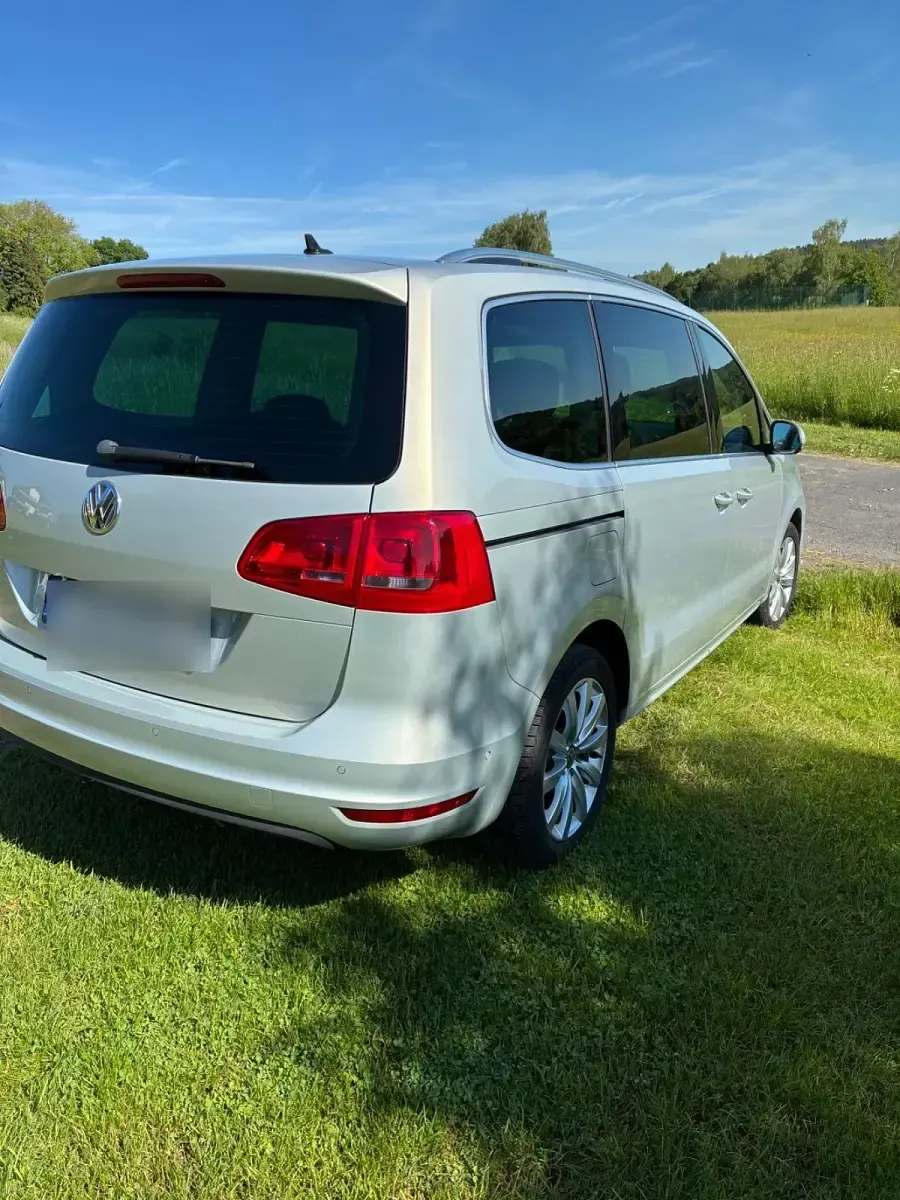 Gebraucht VW Sharan Highline 150 PS (110 kW) 2013 Silber Van / Kleinbus