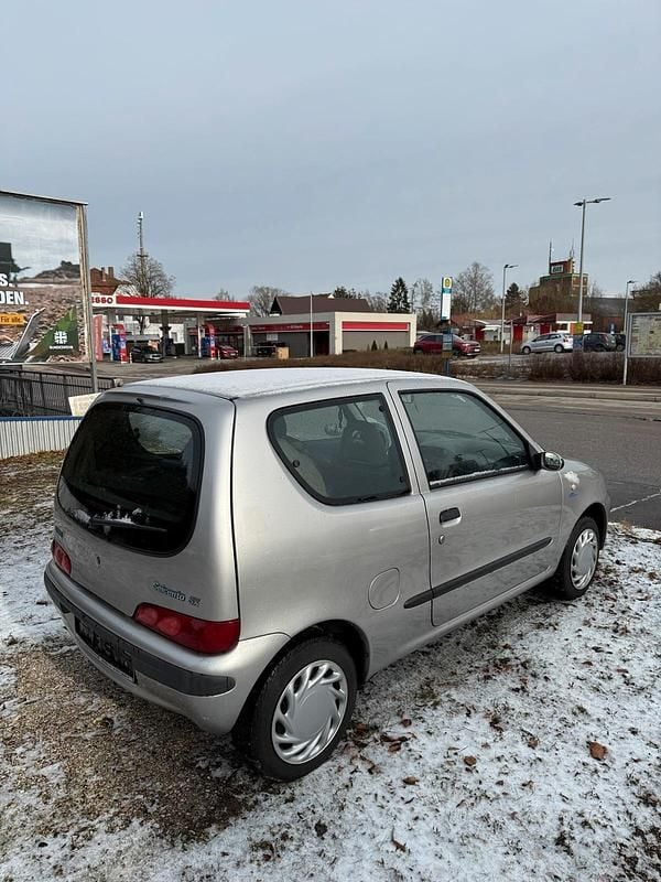 Gebraucht Fiat Seicento 54 PS (39 kW) 2002 Silber Kleinwagen