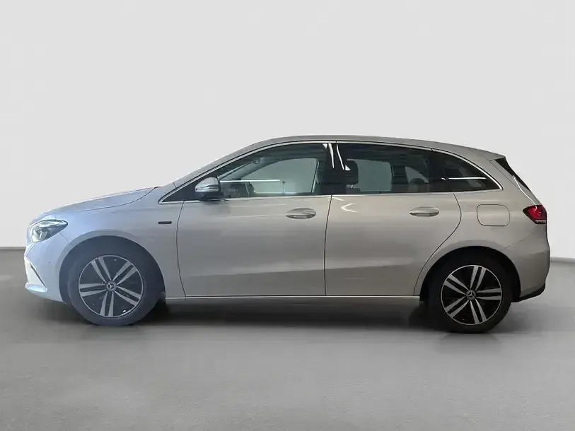 Gebraucht Mercedes B250e 160 PS (117 kW) 2021 Silber Kleinwagen