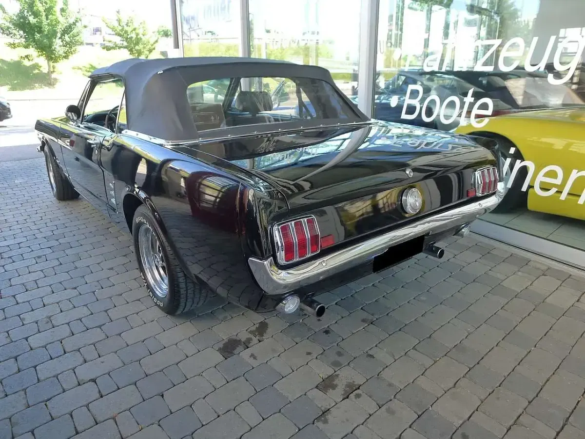 Gebraucht Ford V8 200 PS (147 kW) 1966 Schwarz Cabrio