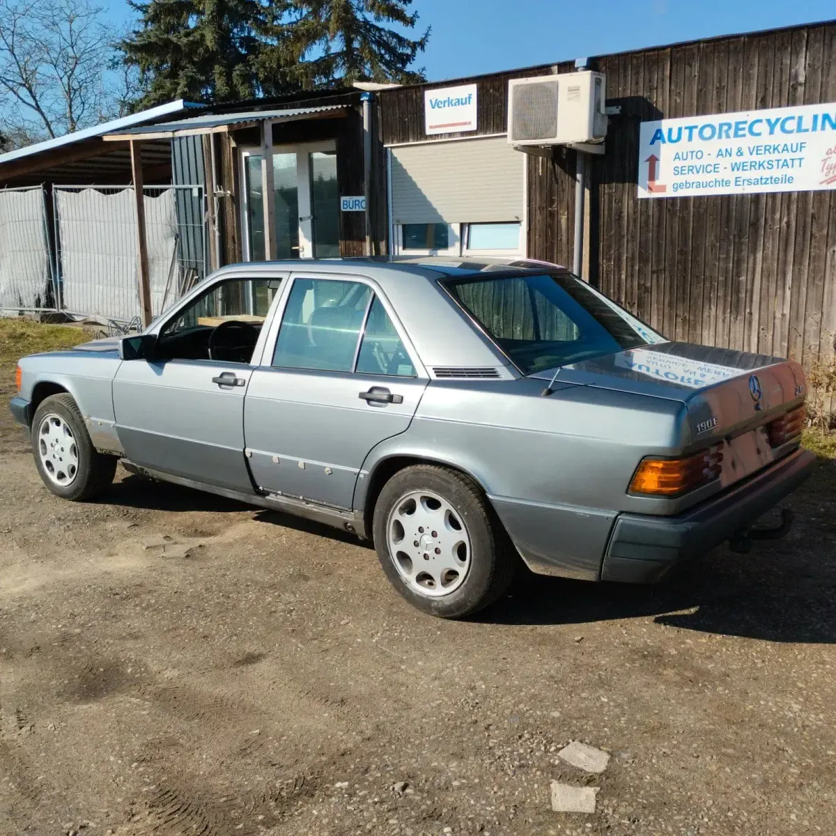 Gebraucht Mercedes 190 122 PS (89 kW) 1992 Grau Limousine