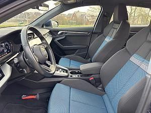 Gebraucht Audi A3 Advanced 2023 Blau Limousine