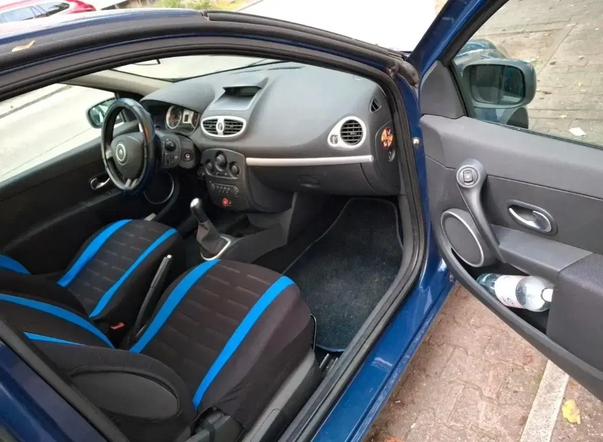 Gebraucht Renault Clio III 75 PS (55 kW) 2006 Blau Kleinwagen