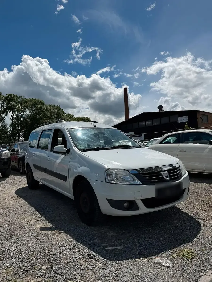 Gebraucht Dacia Logan 87 PS (63 kW) 2009 Weiß Kombi