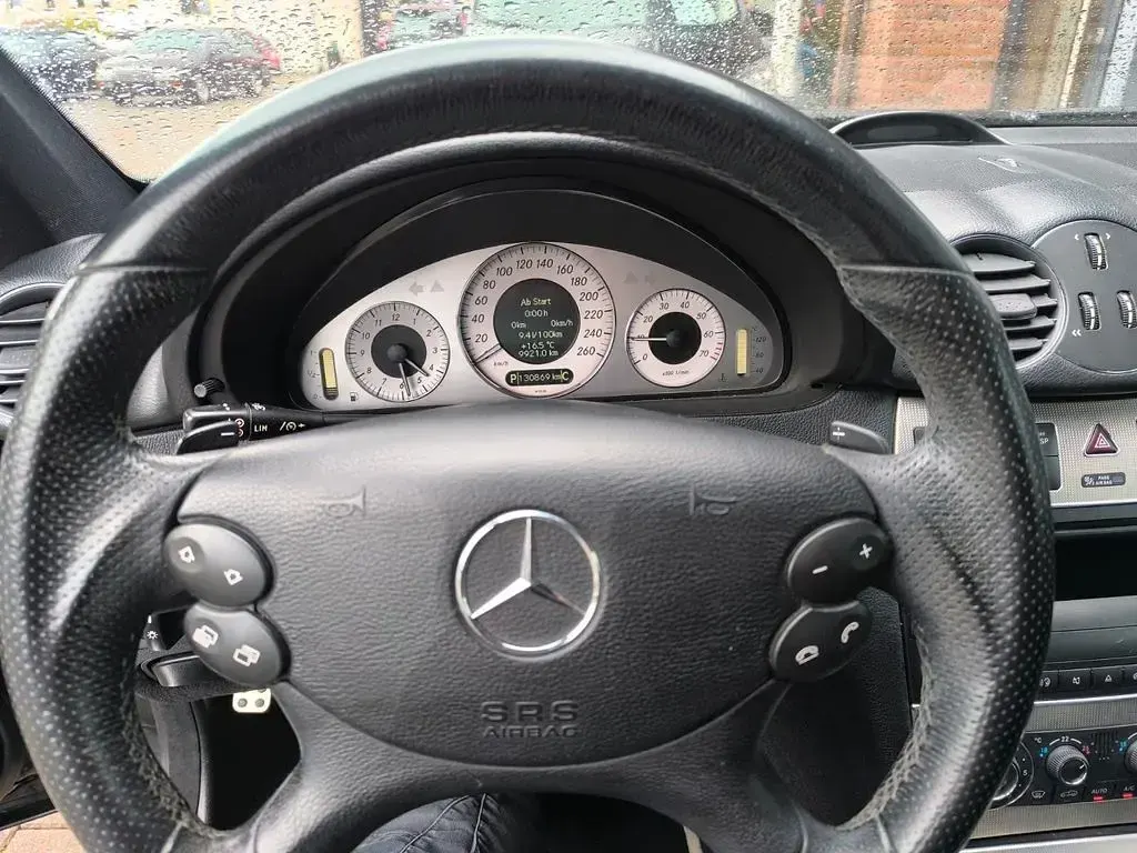 Gebraucht Mercedes CLK200 Avantgarde 184 PS (135 kW) 2009 Schwarz Coupé
