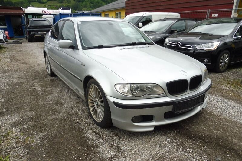 Silber Gebraucht 2003 BMW 330 Limousine | 3.499 € (Superpreis) - Bild 1/4