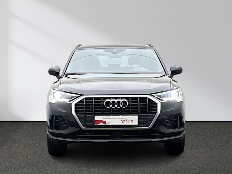 Gebraucht Audi Q3 Ambiente 245 PS (180 kW) 2022 Mythosschwarz metallic SUV