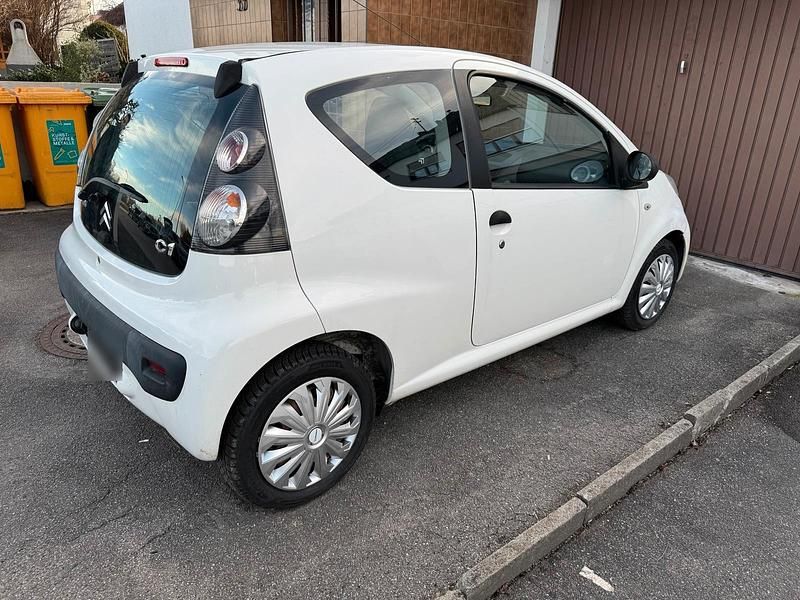Second-hand Citroën C1 68 CP (50 kW) 2011 Alb Hatchback