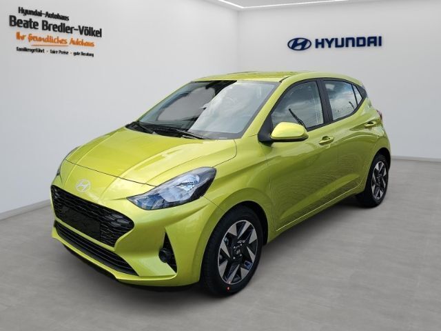 Gelb Neu 2025 Hyundai i10 Trend Kleinwagen | 20.990 € (Fairer Preis) - Bild 1/4