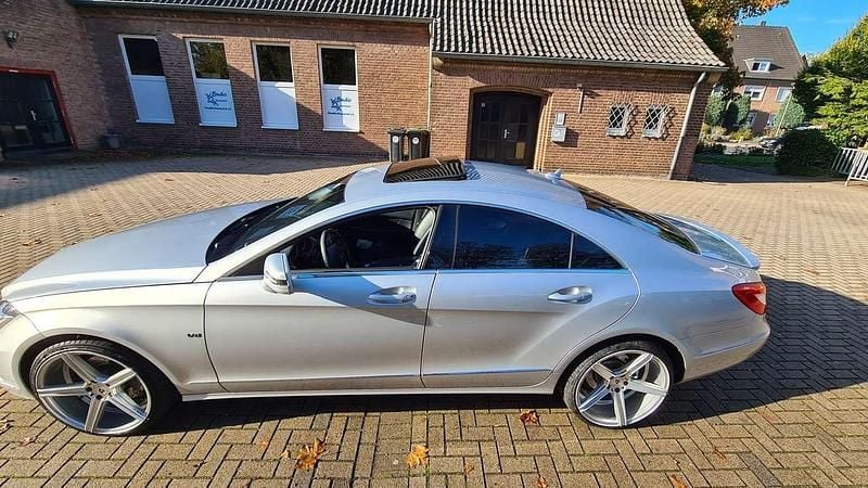 Gebraucht Mercedes CLS350 265 PS (194 kW) 2011 Silber Limousine
