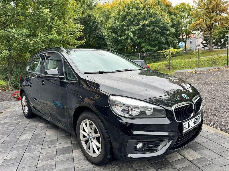 Gebraucht BMW 214 Basis 95 PS (69 kW) 2015 Schwarz Kombi