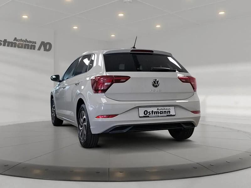 Gebraucht VW Polo Life 95 PS (69 kW) 2025 Ascotgrau Kleinwagen