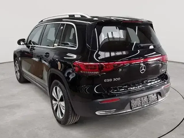 Gebraucht Mercedes EQB300 Progressive 167 kW (228 PS) 2023 Nachtschwarz SUV