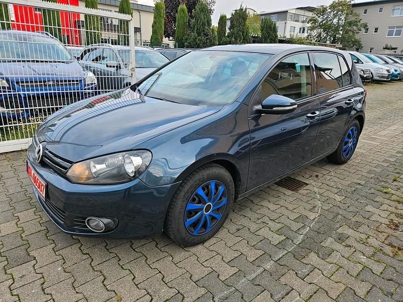 Gebraucht VW Golf VI 86 PS (63 kW) 2011 Blau Kleinwagen