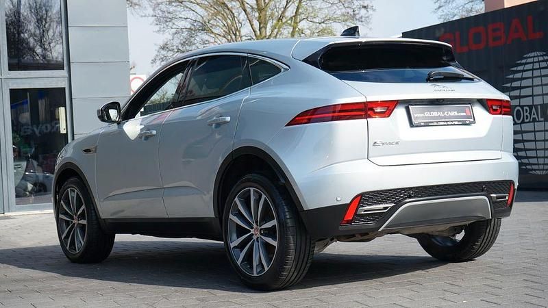 Second-hand Jaguar E-Pace SE 204 CP (150 kW) 2022 Argintiu SUV