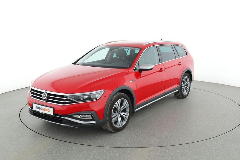 Gebraucht VW Passat Alltrack 200 PS (147 kW) 2023 Rot Kombi