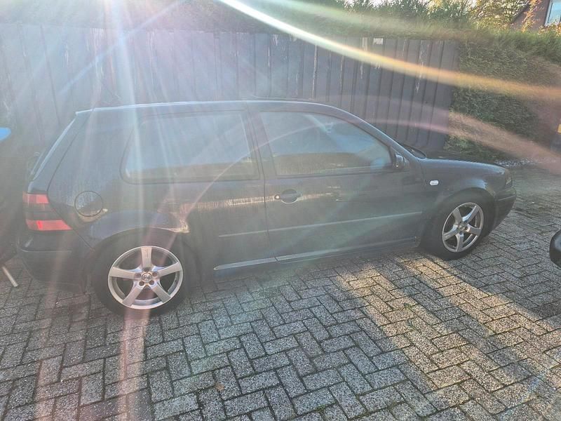 Gebraucht VW Golf IV 115 PS (84 kW) 2001 Schwarz Limousine