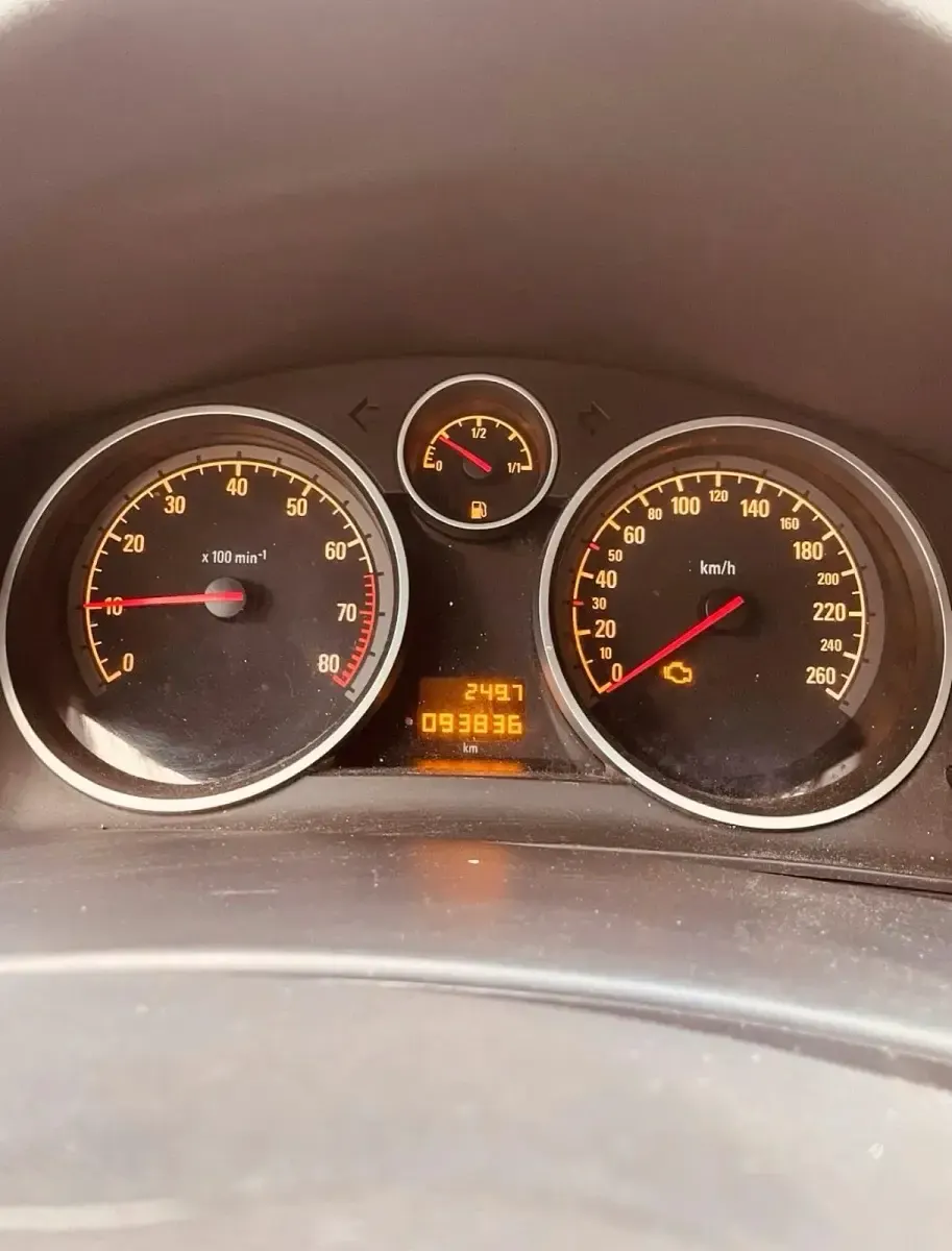 Brugt Opel Astra 90 HK (66 kW) 2007 Sølv Sedan