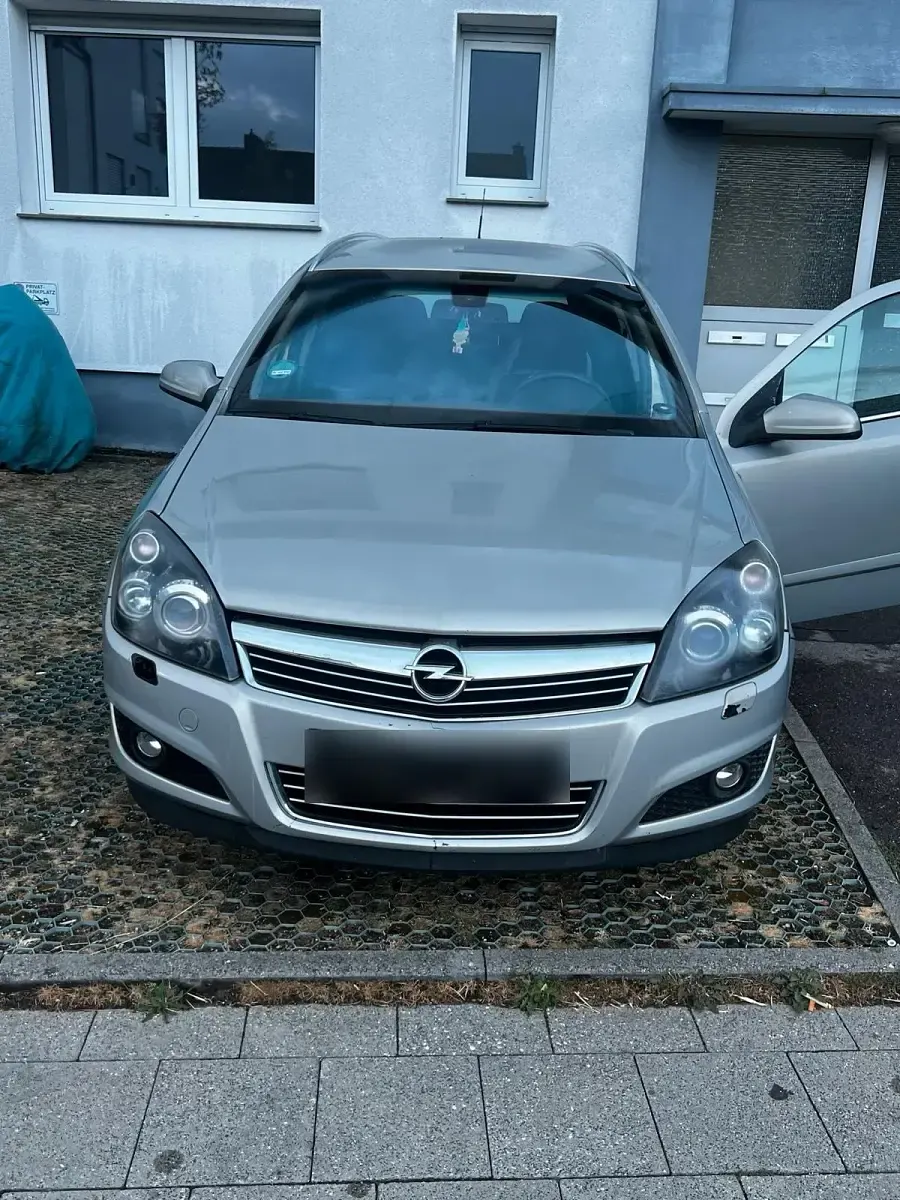 Gebraucht Opel Astra 120 PS (88 kW) 2007 Grau Kombi