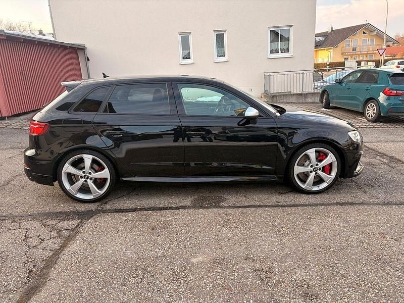 Gebraucht Audi RS3 Sportback Sport 400 PS (294 kW) 2017 Schwarz Kleinwagen