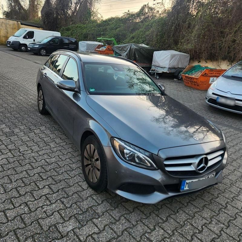 Gebraucht Mercedes C220 170 PS (125 kW) 2017 Grau Kombi