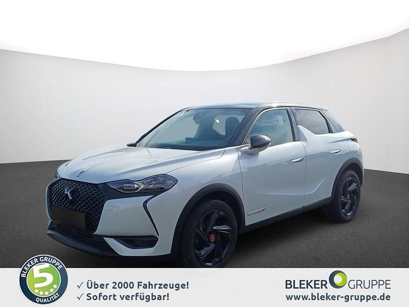 Weiß Gebraucht 2023 DS Automobiles DS3 Crossback Performance Line Plus SUV | 19.980 € - Bild 1/4