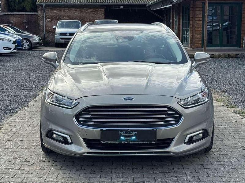 Gebraucht Ford Mondeo Titanium 179 PS (131 kW) 2016 Grau Kombi