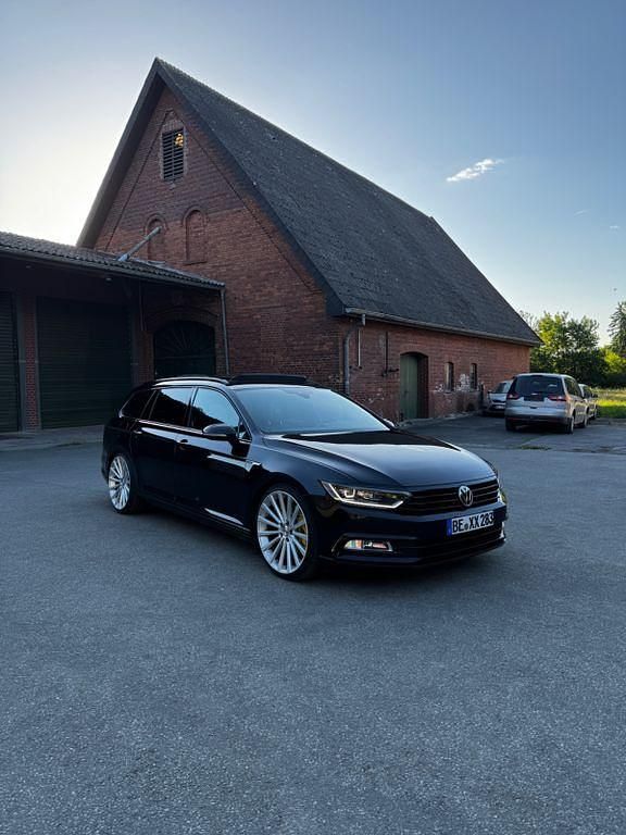 Gebraucht VW Passat Highline 239 PS (175 kW) 2016 Schwarz Limousine