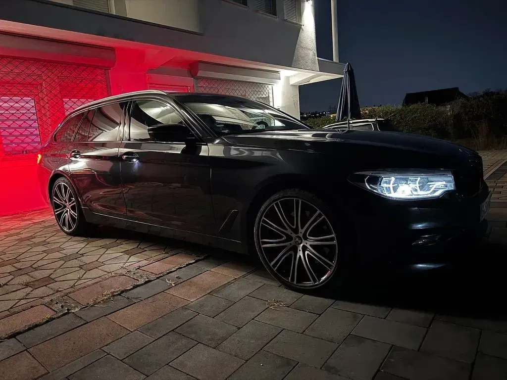 Gebraucht BMW 540 Performance 320 PS (235 kW) 2017 Schwarz Kombi
